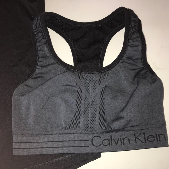 Calvin Klein Sports bra, Nike Sports bra and top - Picture 6 of 6
